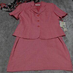 Vintage Suit Studio 2 Piece Skirt Suit Women's Size 14 Pink A Line Short Sleeve